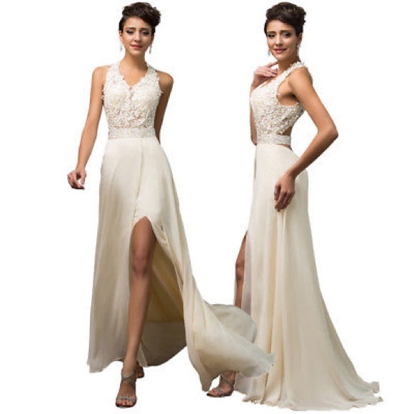 RESTOCKED🎉 POPULAR CHIFFON OPEN BACK WEDDING GOWN - Picture 3 of 7